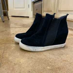 Black suede Steve Madden wedge